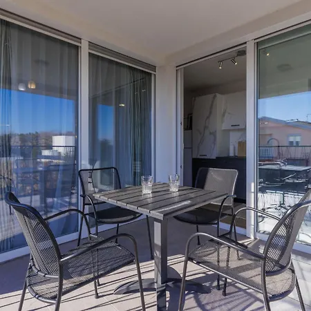 Apartamento La Mar 2 By Interhome