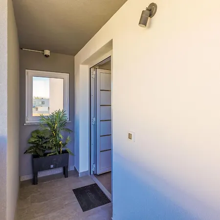 Apartment La Mar 2 By Interhome Zambratija (Istria)